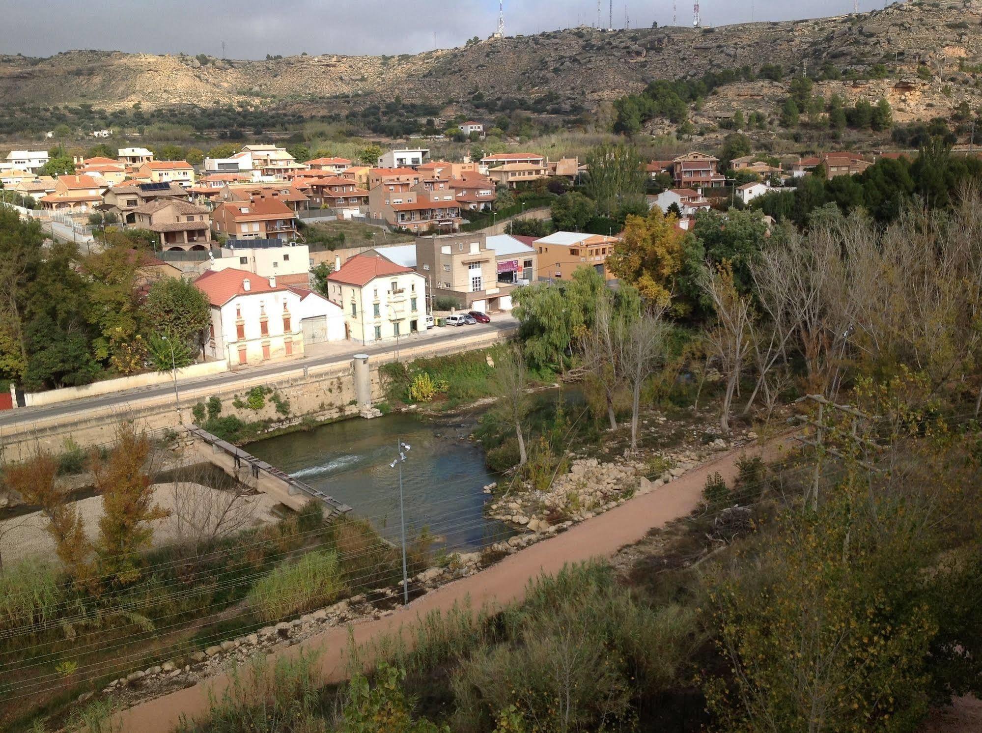 Apartamentos Alcaniz, Blanca Luaran gambar